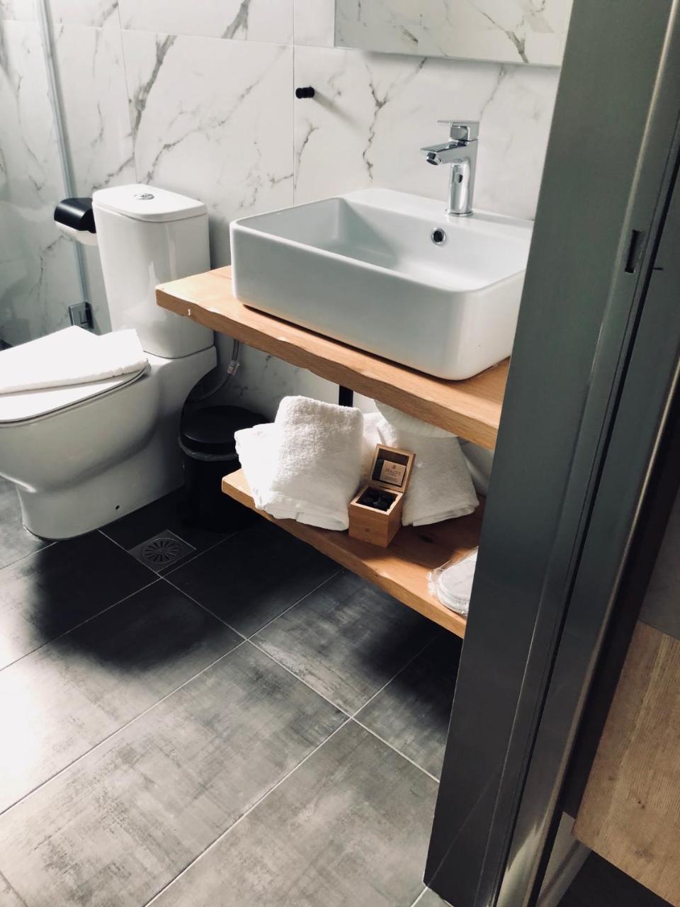 Chroma Fashion Rooms & Apartments Ateny Zewnętrze zdjęcie